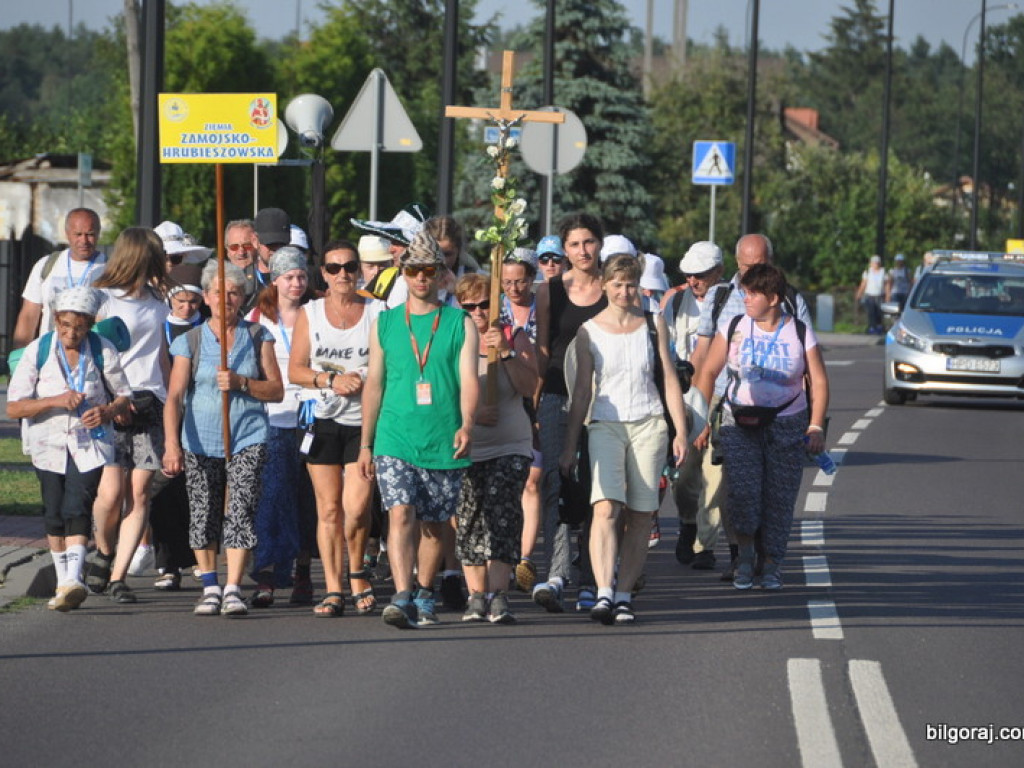 Pielgrzymi przybyli do Biłgoraja, po raz 35. (FOTO)