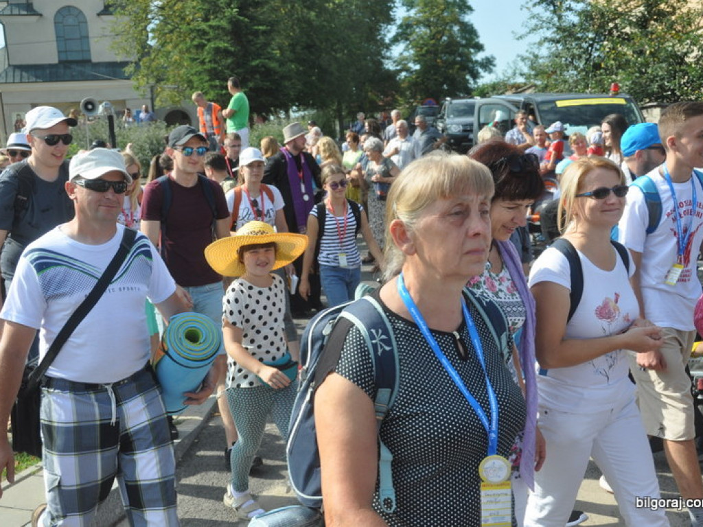 Biłgoraj ruszył na pątniczy szlak do Tronu Jasnogórskiej Pani (FOTO)