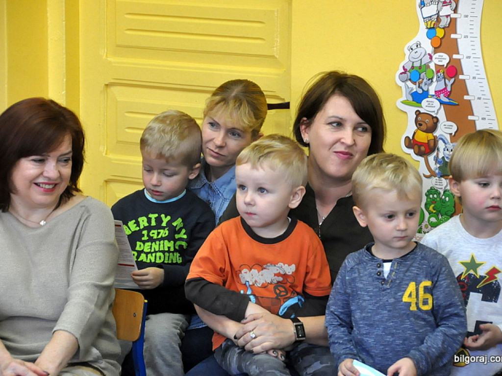 Noś odblaski, bądź widoczny - akcja posła Piotra Olszówki (FOTO)