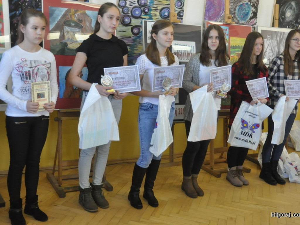 Postać Marszałka Piłsudskiego przelana na papier (FOTO, WYNIKI)