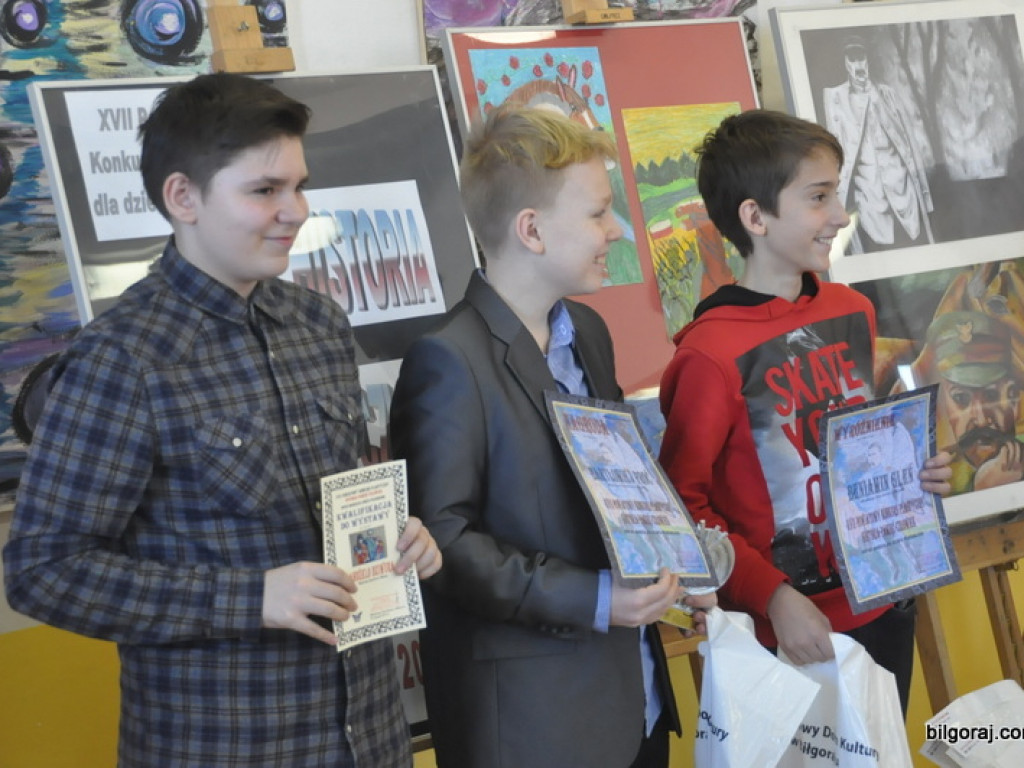 Postać Marszałka Piłsudskiego przelana na papier (FOTO, WYNIKI)