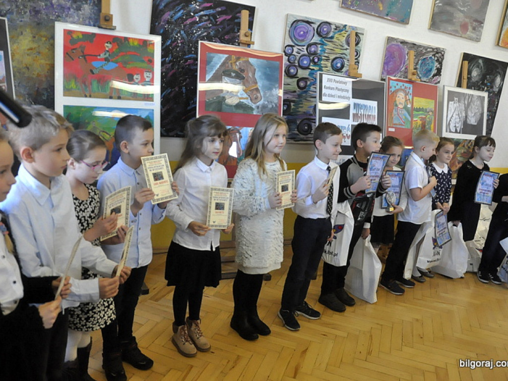 Postać Marszałka Piłsudskiego przelana na papier (FOTO, WYNIKI)