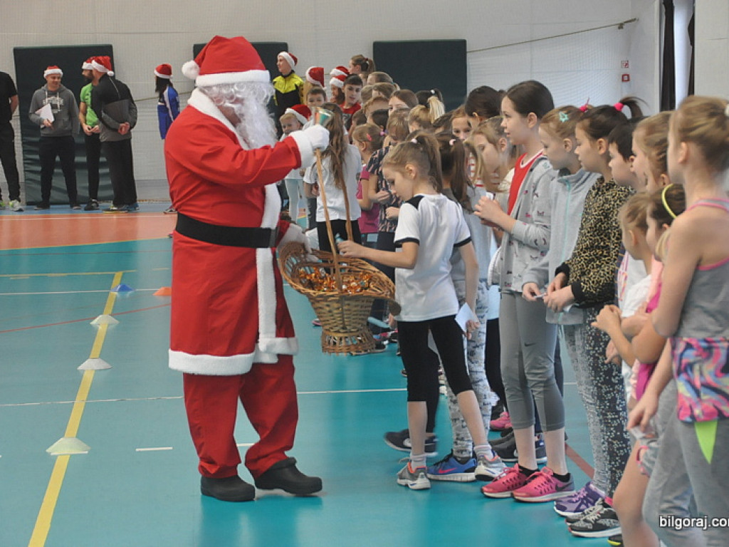 Mikołajki na sportowo (FOTO)