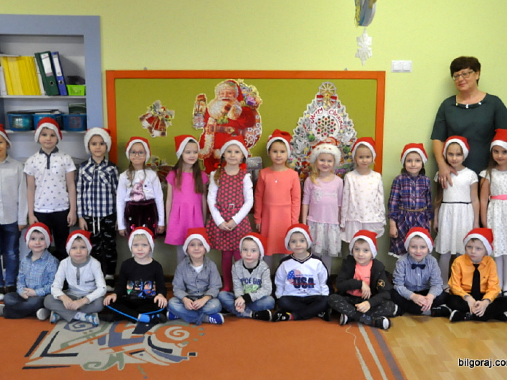 Święty Mikołaj u dzieci w Samorządowym Przedszkolu Nr 1 w Biłgoraju (FOTO)