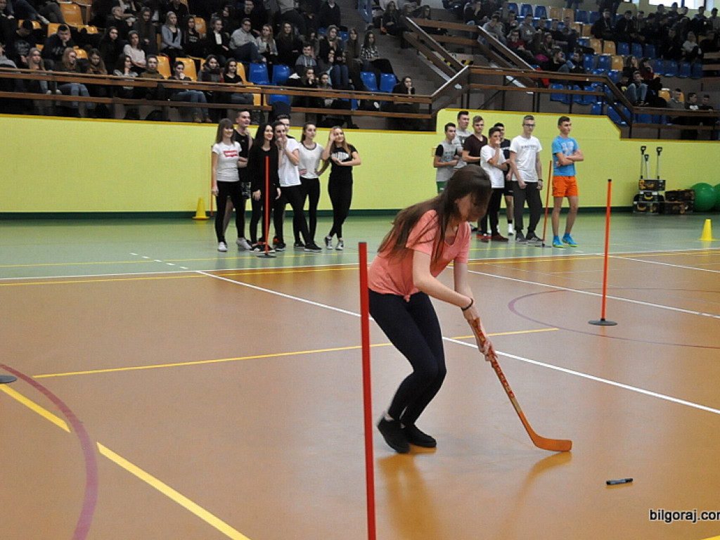 Mikołajkowy festyn sportowy dla Jagody w ZSBiO (FOTO)