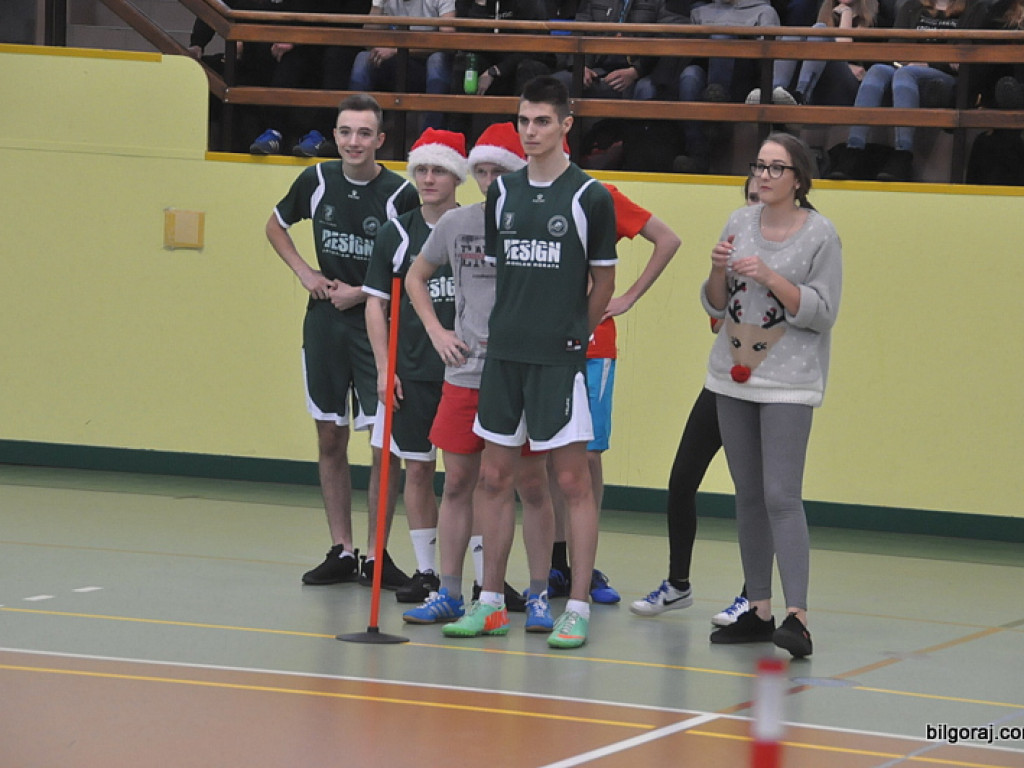 Mikołajkowy festyn sportowy dla Jagody w ZSBiO (FOTO)