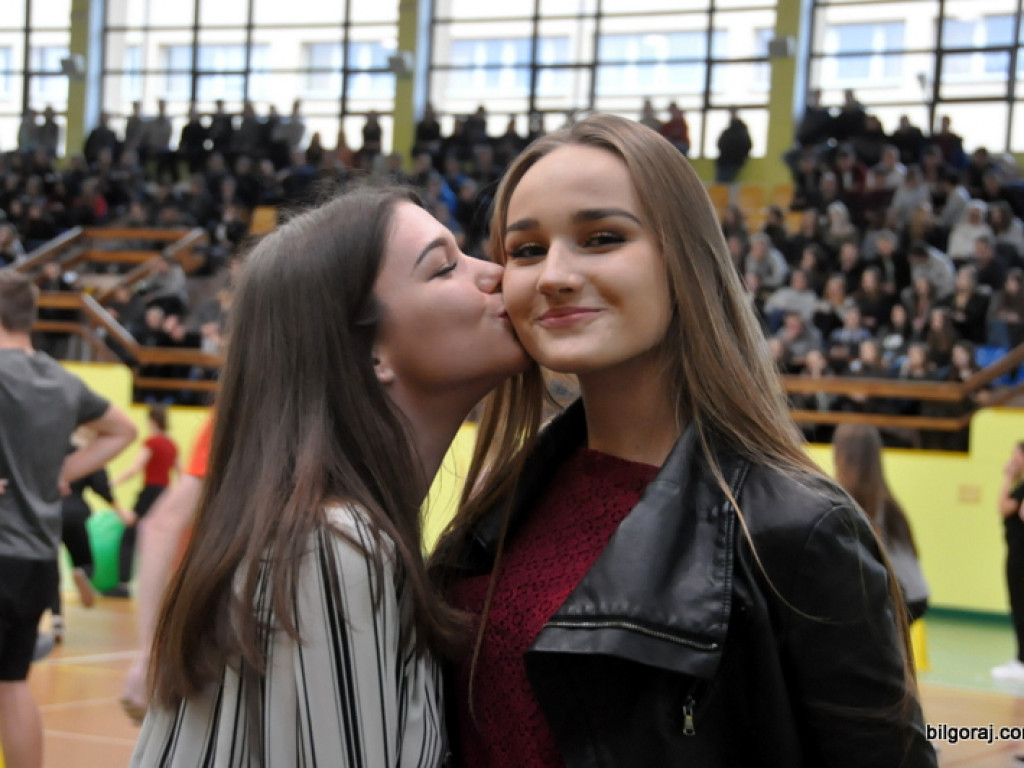 Mikołajkowy festyn sportowy dla Jagody w ZSBiO (FOTO)