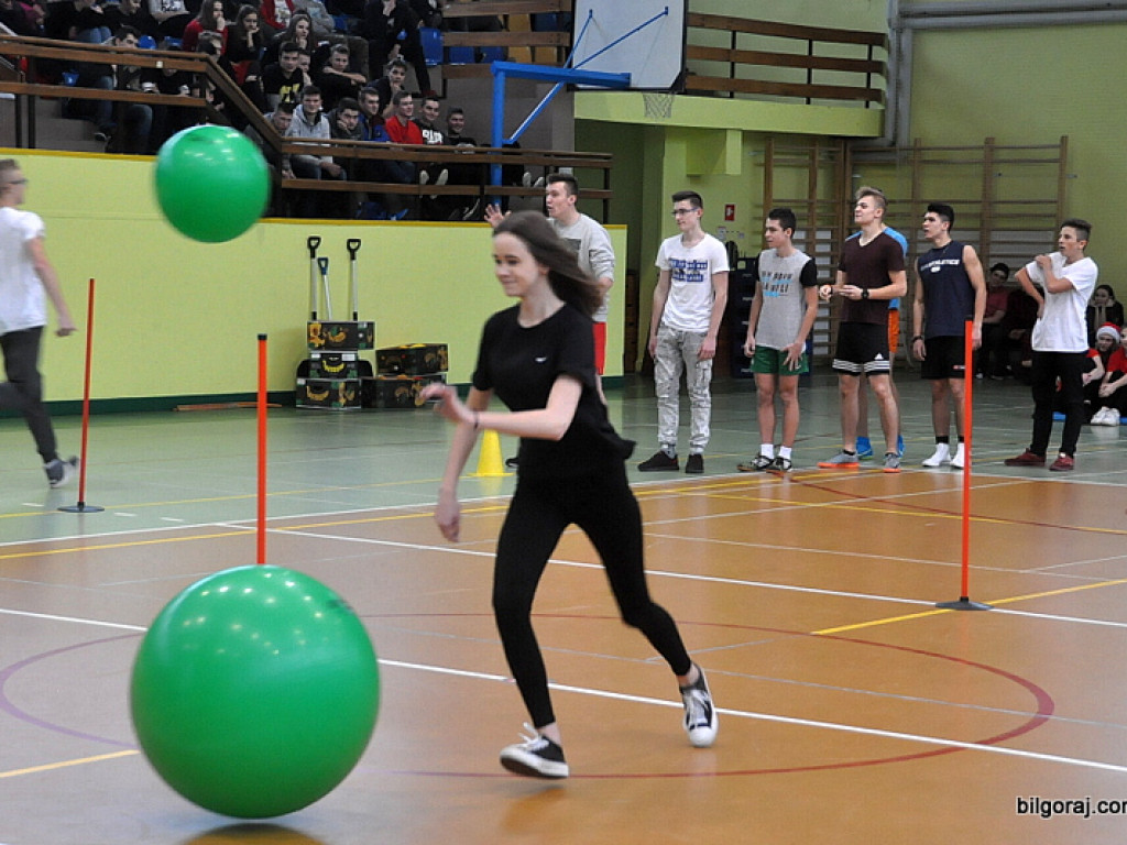 Mikołajkowy festyn sportowy dla Jagody w ZSBiO (FOTO)