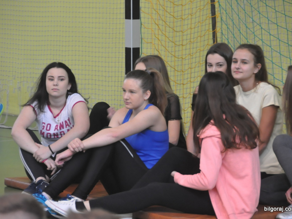 Mikołajkowy festyn sportowy dla Jagody w ZSBiO (FOTO)