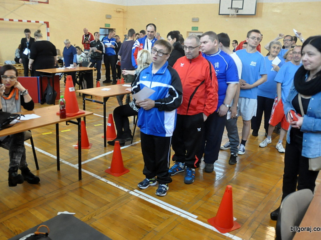 XVI Mikołajkowy Turniej Sportowy Osób Niepełnosprawnych (FOTO)