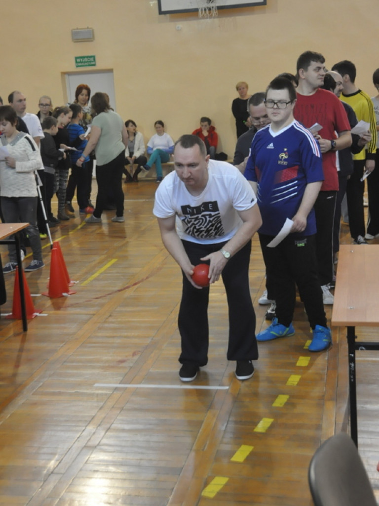 XVI Mikołajkowy Turniej Sportowy Osób Niepełnosprawnych (FOTO)