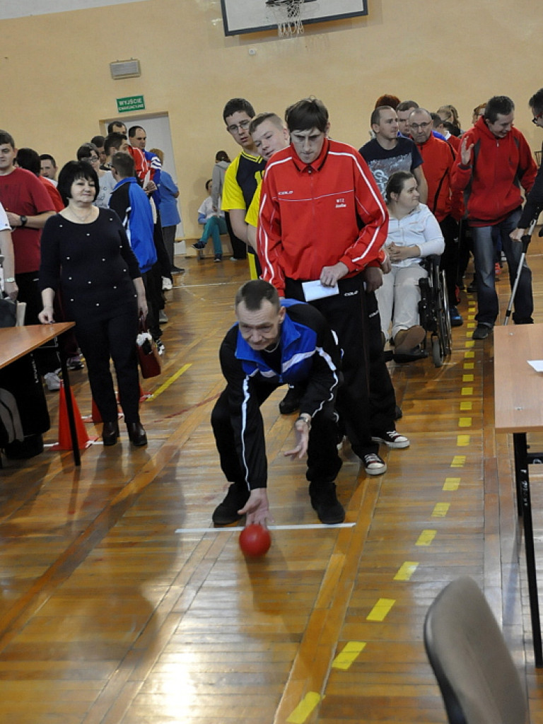XVI Mikołajkowy Turniej Sportowy Osób Niepełnosprawnych (FOTO)