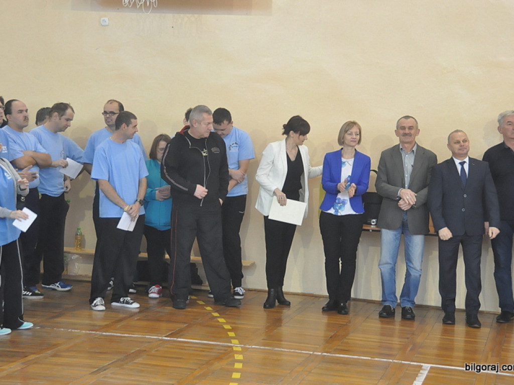 XVI Mikołajkowy Turniej Sportowy Osób Niepełnosprawnych (FOTO)