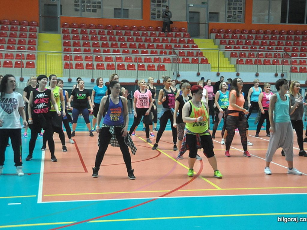 Charytatywny maraton zumby (FOTO)