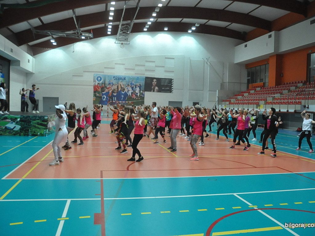 Charytatywny maraton zumby (FOTO)