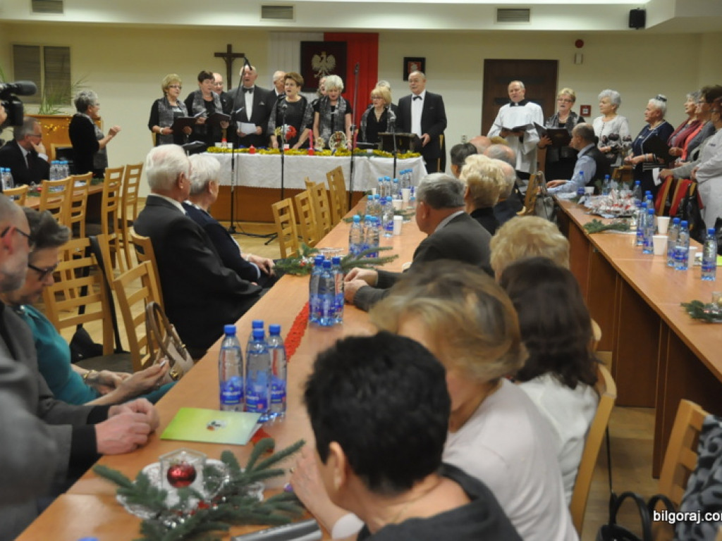 Spotkanie opłatkowe UTW (FOTO)