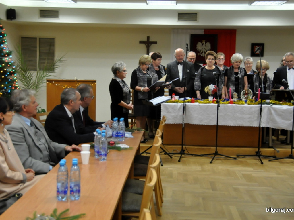 Spotkanie opłatkowe UTW (FOTO)