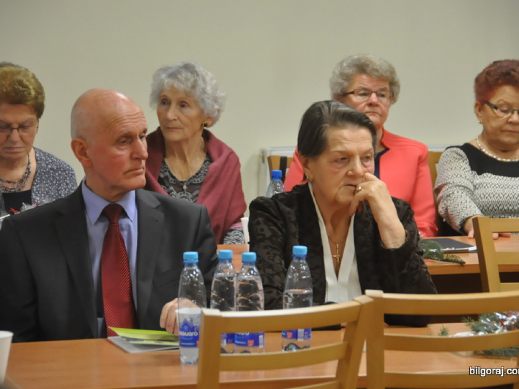 Spotkanie opłatkowe UTW (FOTO)