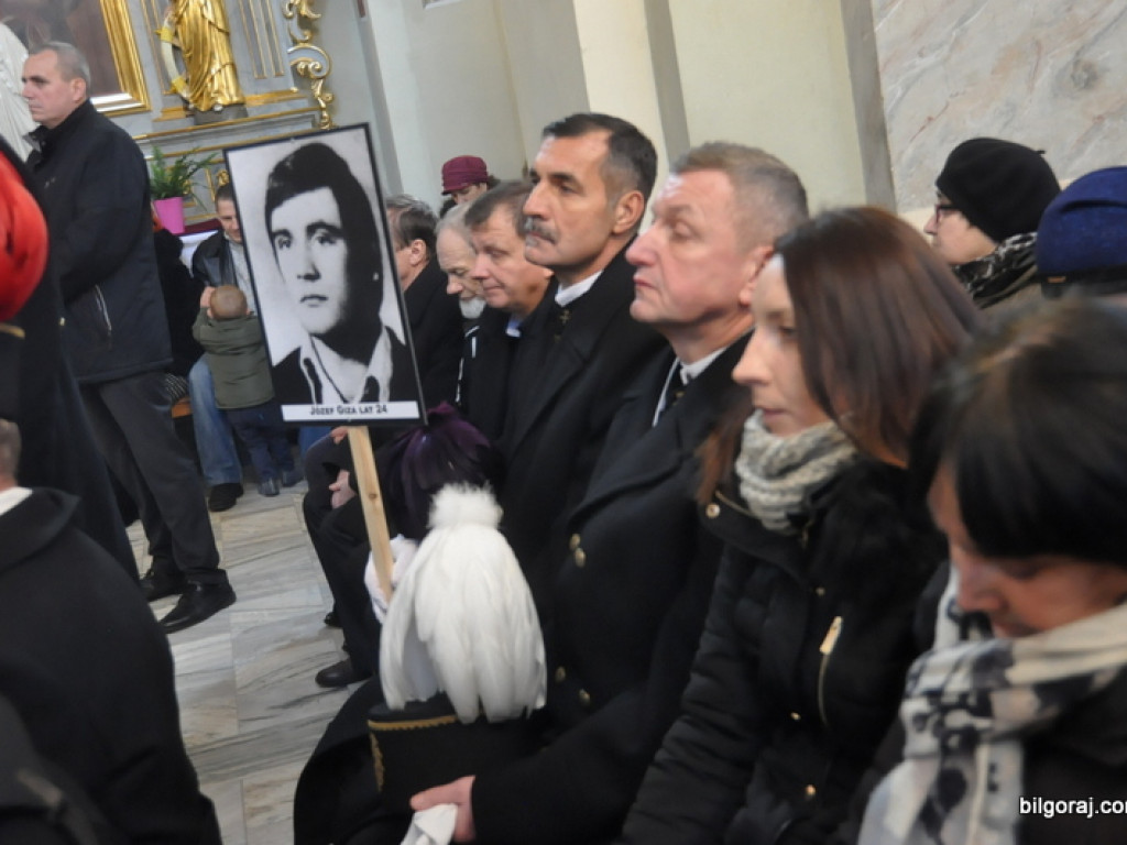 W Tarnogrodzie, uczcili ofiary stanu wojennego, w tym śp. Krzysztofa Gizę (FOTO)