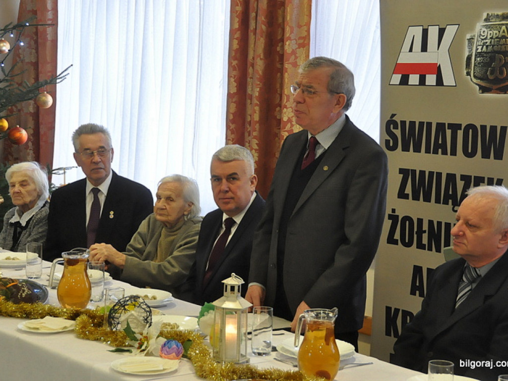 Świąteczne wsparcie dla kombatantów od Światowego Związku Żołnierzy Armii Krajowej (FOTO, VIDEO)
