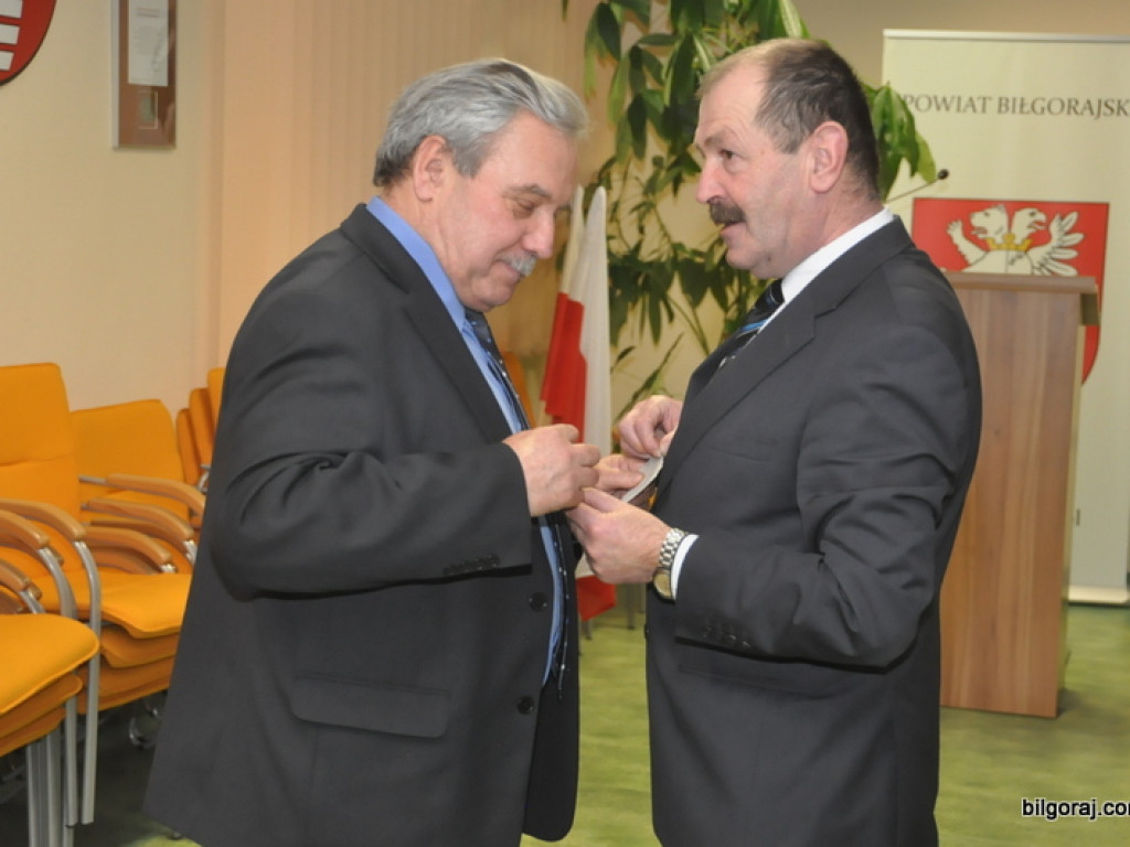 Spotkanie opłatkowe Rady Powiatu i pracowników Starostwa Powiatowego w Biłgoraju (FOTO)