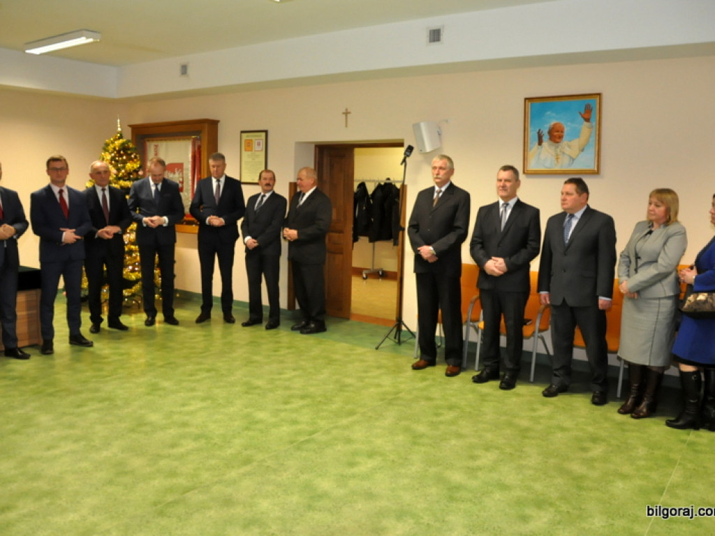 Spotkanie opłatkowe Rady Powiatu i pracowników Starostwa Powiatowego w Biłgoraju (FOTO)