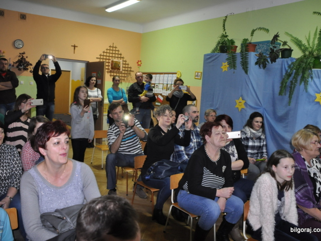 Jasełka w Samorządowym Przedszkolu Nr 3 w Biłgoraju (FOTO)