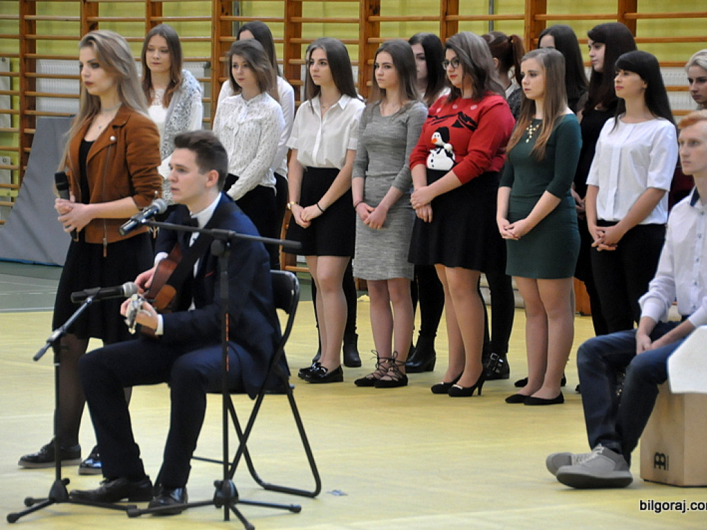 Przy wigilijnym stole w ZSBiO (FOTO)