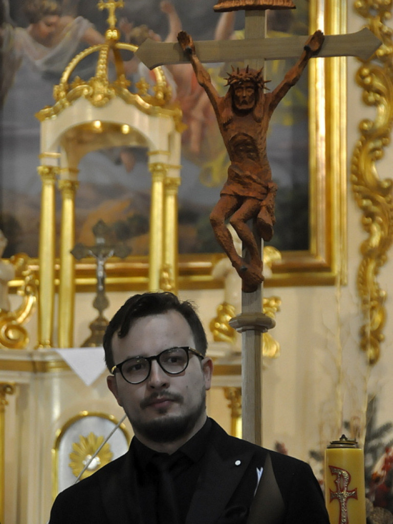 Niezwykły koncert kolęd w kościele Trójcy Przenajświętszej Wniebowzięcia NMP (FOTO, VIDEO)