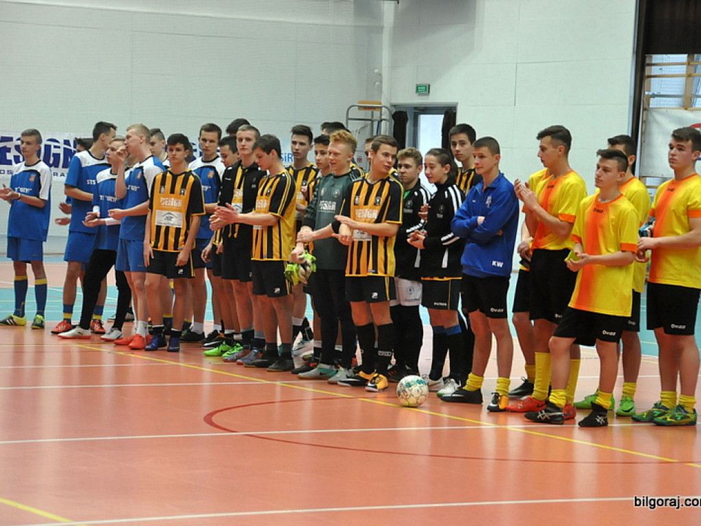 Świąteczny Turniej Piłki Halowej - Łada Cup 2017 (FOTO, WYNIKI)