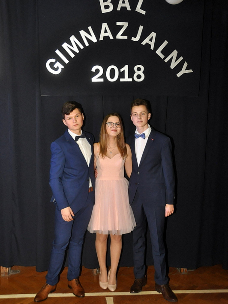Bal gimnazjalny w Gimnazjum św. Jadwigi (FOTO, VIDEO)