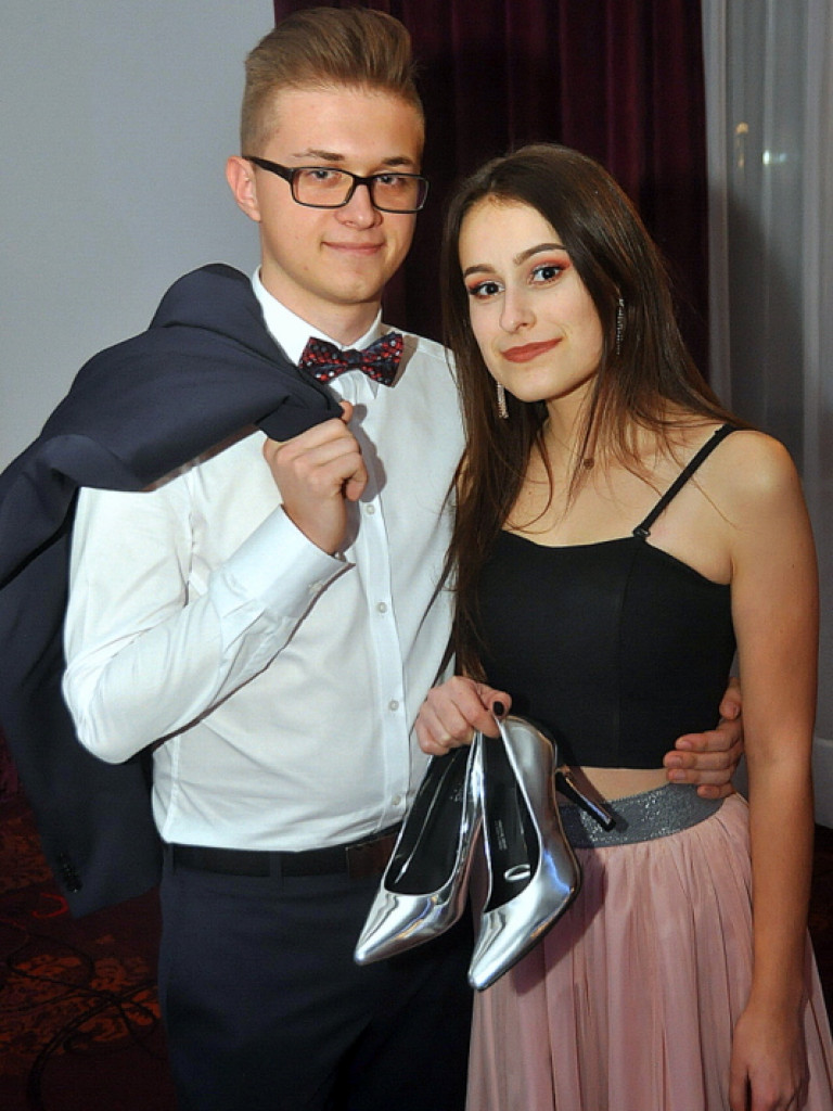 Studniówka I Liceum Ogólnokształcącego im. ONZ (FOTO, VIDEO)