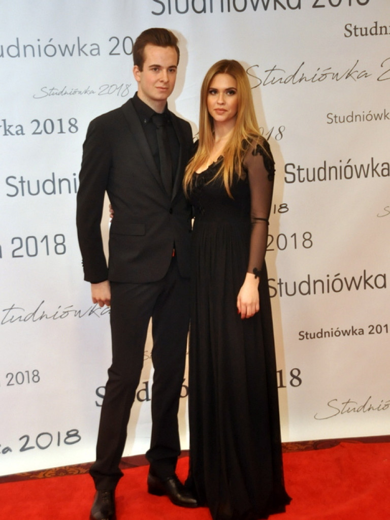 Studniówka I Liceum Ogólnokształcącego im. ONZ (FOTO, VIDEO)