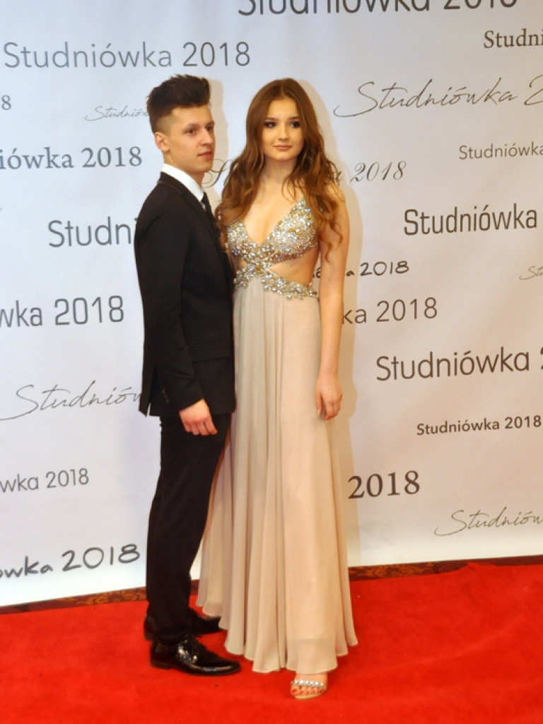 Studniówka I Liceum Ogólnokształcącego im. ONZ (FOTO, VIDEO)