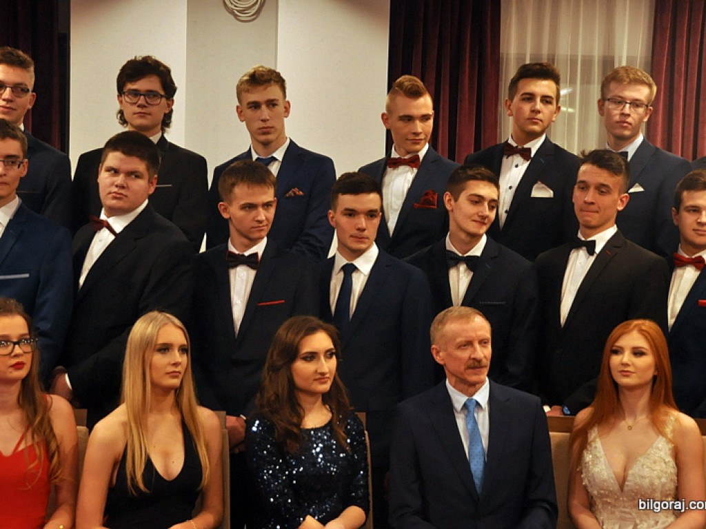Studniówka I Liceum Ogólnokształcącego im. ONZ (FOTO, VIDEO)