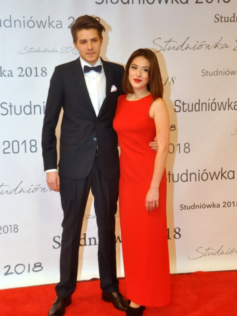 Studniówka I Liceum Ogólnokształcącego im. ONZ (FOTO, VIDEO)
