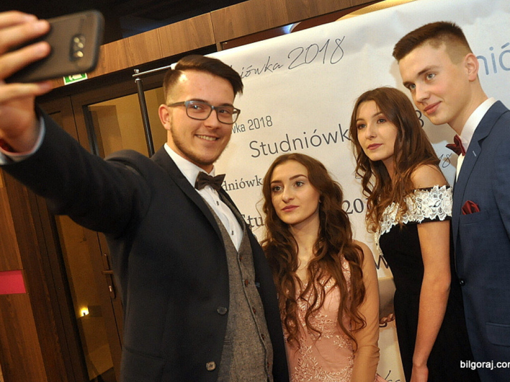 Studniówka I Liceum Ogólnokształcącego im. ONZ (FOTO, VIDEO)