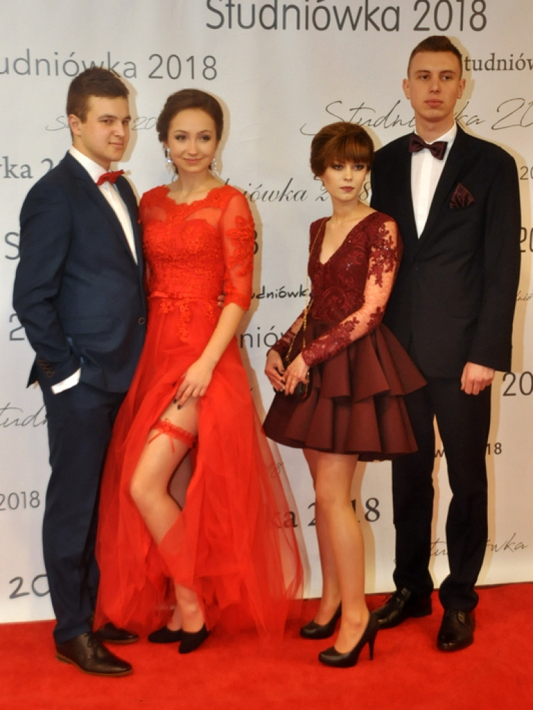 Studniówka I Liceum Ogólnokształcącego im. ONZ (FOTO, VIDEO)