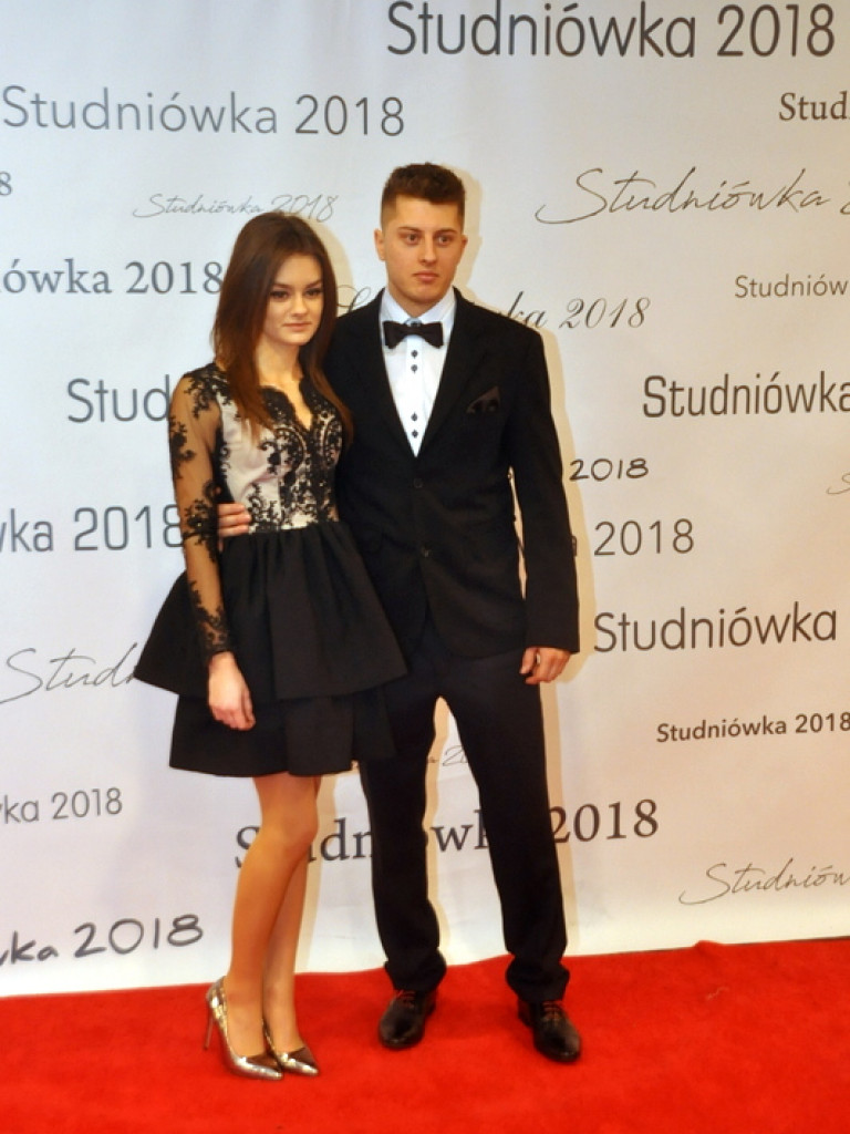 Studniówka I Liceum Ogólnokształcącego im. ONZ (FOTO, VIDEO)