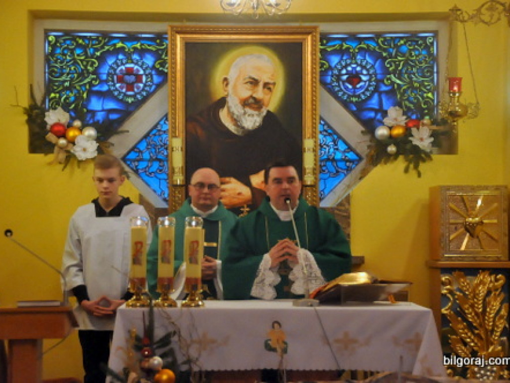 Jasełka w DPS dla Kombatantów. Wśród aktorów pensjonariusze, personel i kapelan (FOTO)