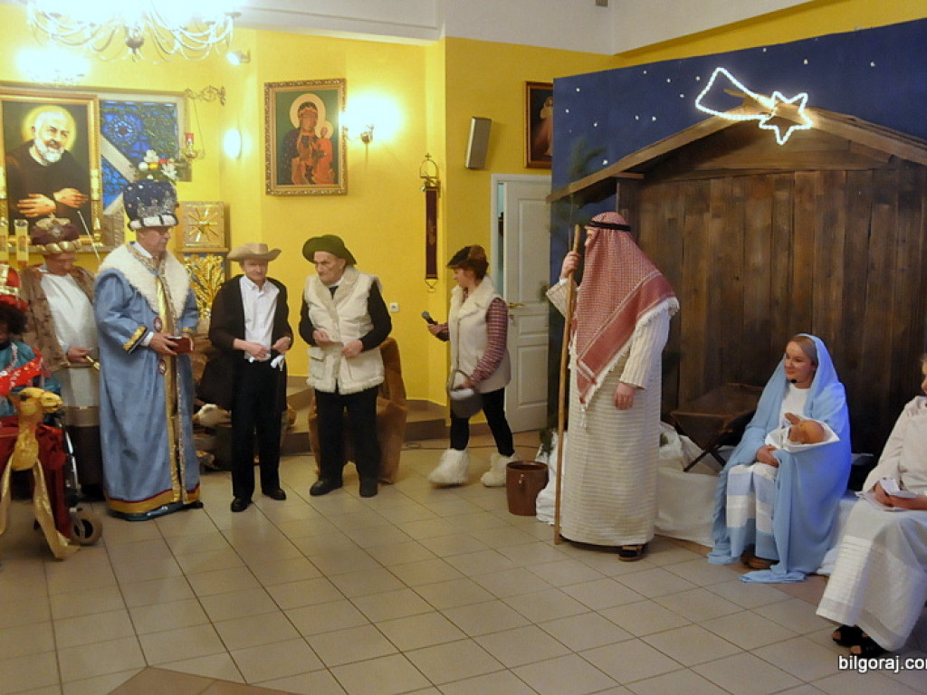 Jasełka w DPS dla Kombatantów. Wśród aktorów pensjonariusze, personel i kapelan (FOTO)