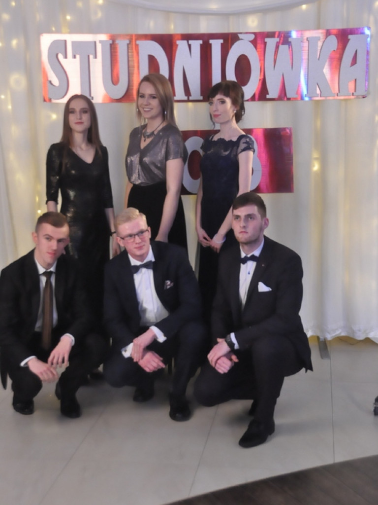 Studniówka Regionalnego Centrum Edukacji Zawodowej (FOTO, VIDEO)