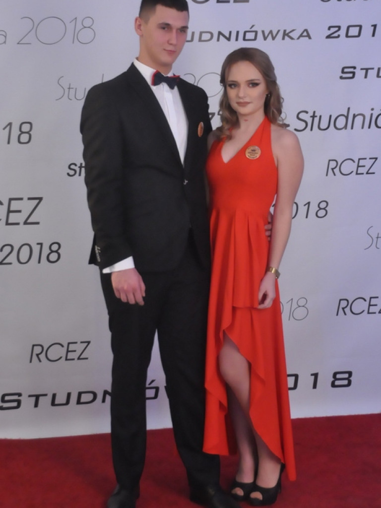 Studniówka Regionalnego Centrum Edukacji Zawodowej (FOTO, VIDEO)