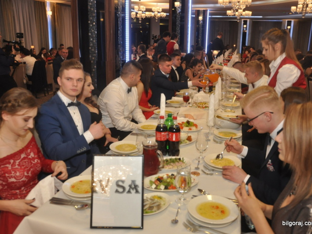 Studniówka Regionalnego Centrum Edukacji Zawodowej (FOTO, VIDEO)