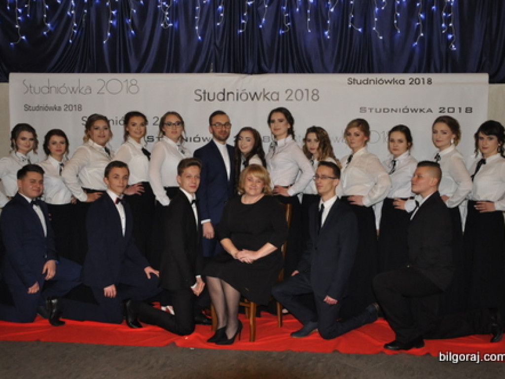 Studniówka uczniów Katolickiego Liceum Ogólnokształcącego (FOTO)
