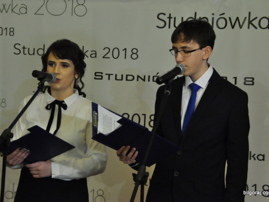 Studniówka uczniów Katolickiego Liceum Ogólnokształcącego (FOTO)