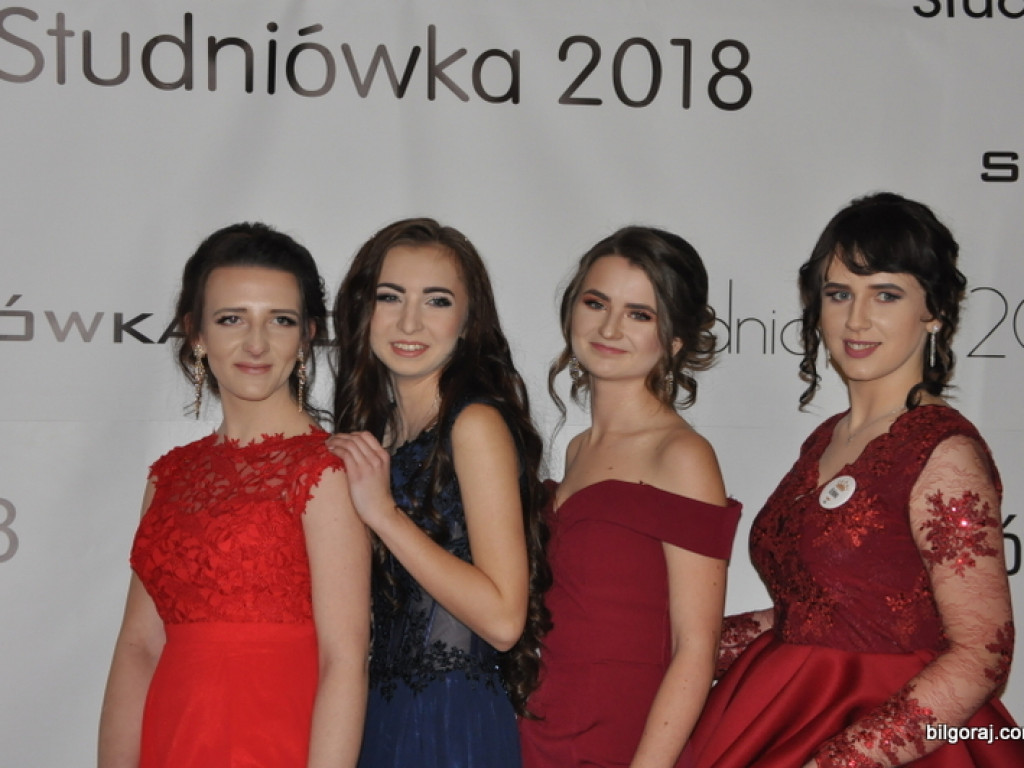 Studniówka uczniów Katolickiego Liceum Ogólnokształcącego (FOTO)