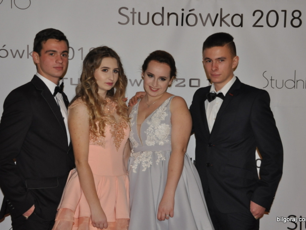 Studniówka uczniów Katolickiego Liceum Ogólnokształcącego (FOTO)