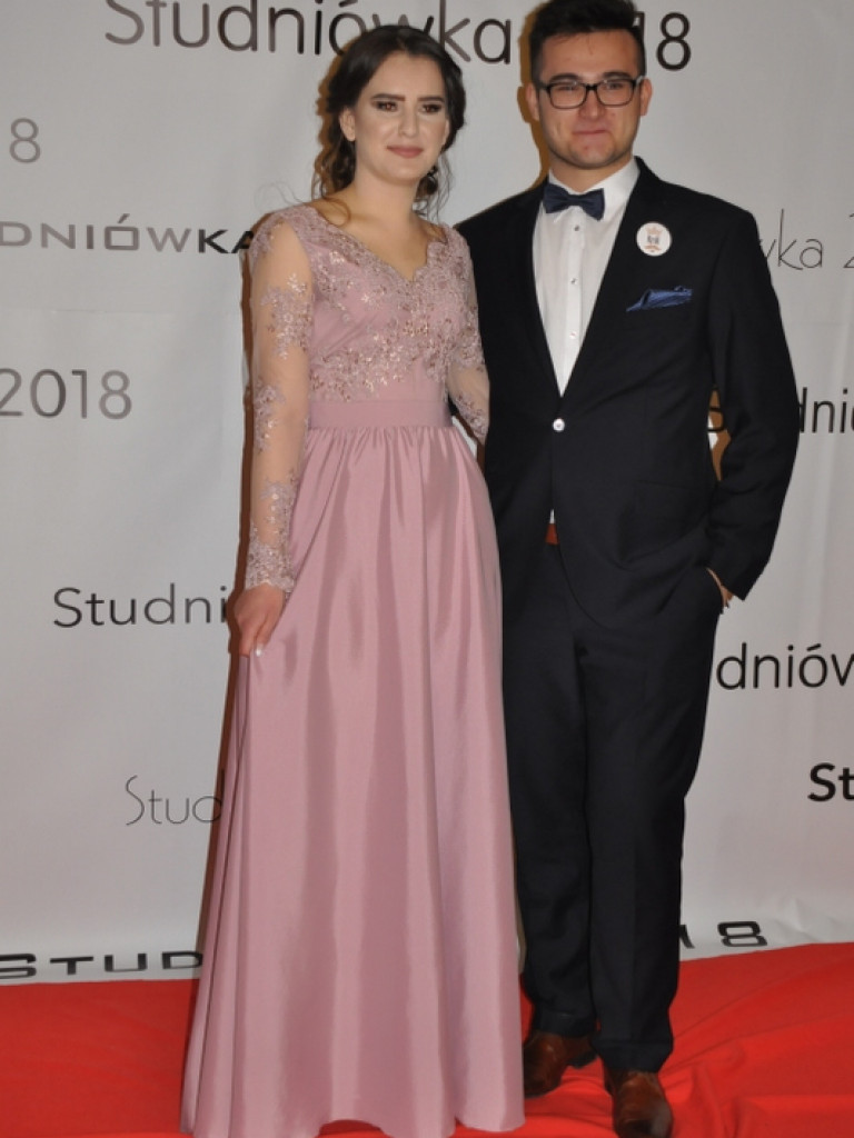 Studniówka uczniów Katolickiego Liceum Ogólnokształcącego (FOTO)