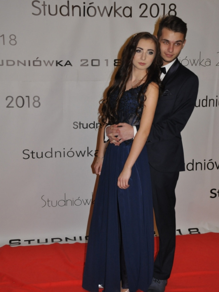 Studniówka uczniów Katolickiego Liceum Ogólnokształcącego (FOTO)